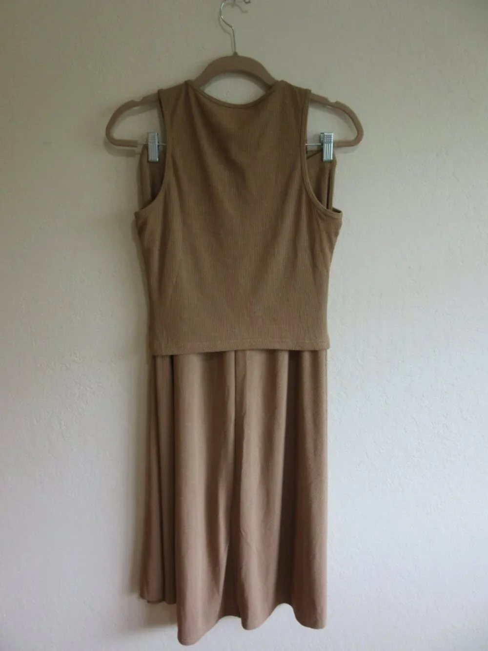 Pretty Garden Tan M Ribbed Skirt Set - Picture 2 of 4